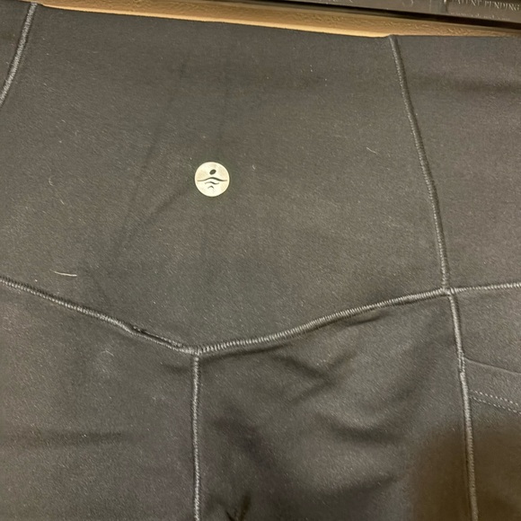 NWT Halara Softlyzero™ Crossover Pocket Plain Leggings-UPF50+ - Picture 5 of 8